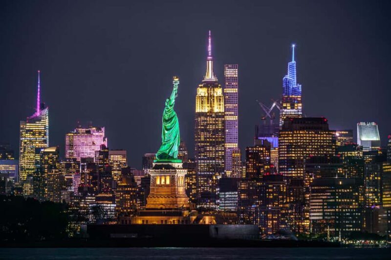 NYC at Night: 3-Hour Luxury Bus Tour of Top Highlights - The Guide and Comfort