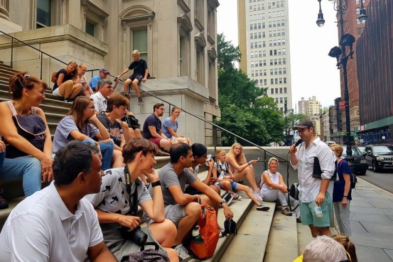 NYC: Brooklyn Bridge and Dumbo District Walking Tour - Key Points