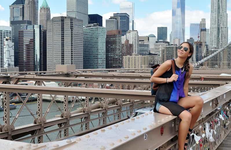 NYC: Brooklyn Bridge, Statue of Liberty, & Manhattan Tour - FAQs