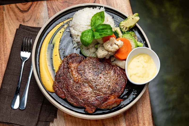 NYC: Central Park Cafe Scenic Lunch & Dinner Experience - Key Points