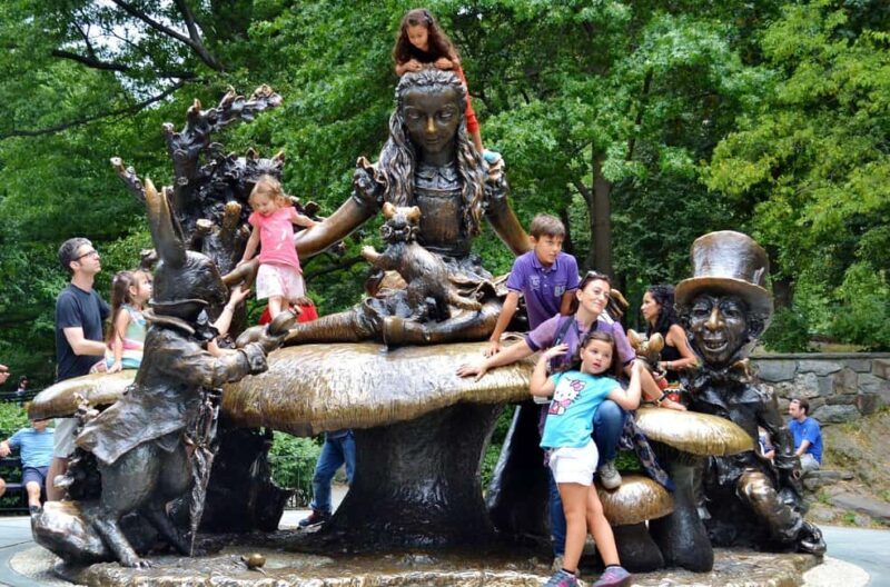 NYC: Central Park Guided Walking Tour English-Spanish - Practical Tips for Your Visit