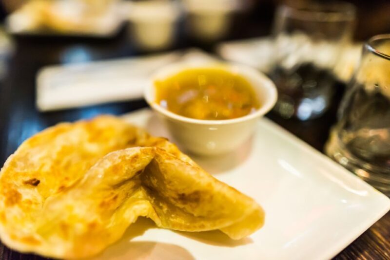 NYC Chinatown: Seated Restaurant Food & History Walking Tour - A Detailed Look at the Tour Experience