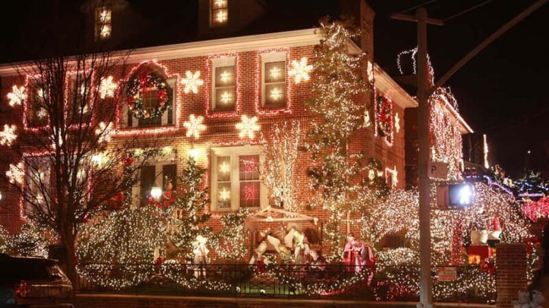 NYC: Christmas Lights and Dyker Heights Tour - End of the Tour at Bryant Park