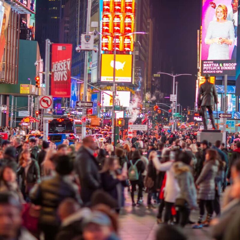 NYC Christmas Lights Tour: Heated Rickshaw Ride - Experience Overview and What to Expect