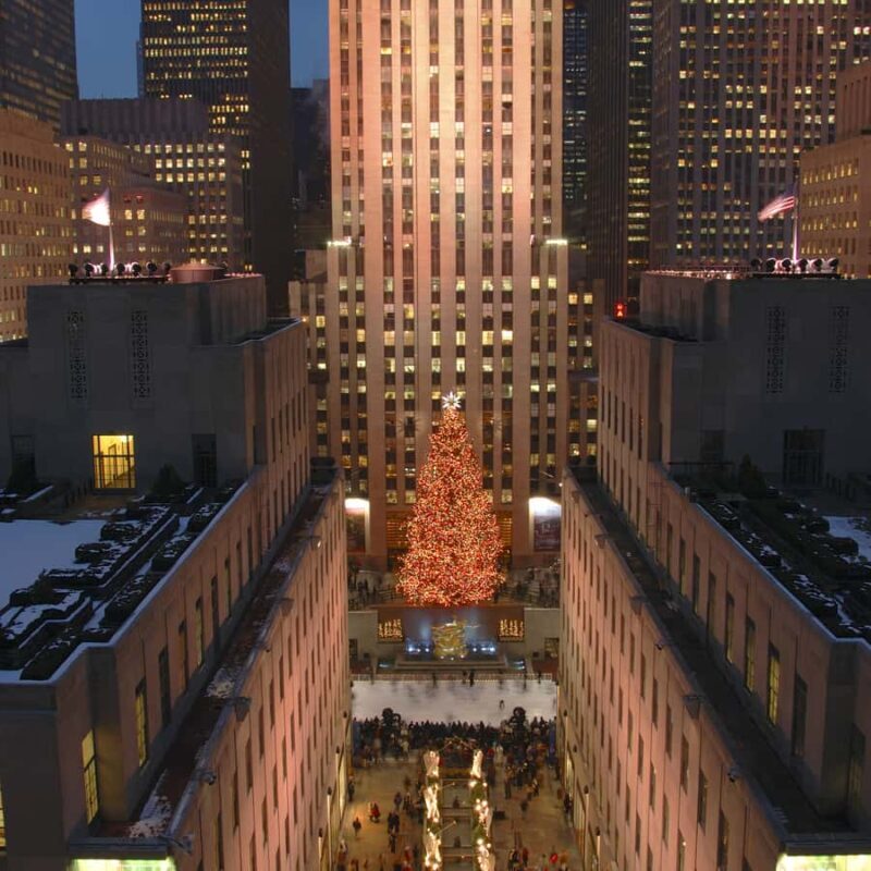 NYC Christmas Magic: Rockefeller Tree & Lights Rickshaw Ride - Key Points
