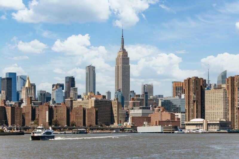NYC: Circle Line 1.5-Hr Landmarks Skip-The-Box-Office Cruise - FAQ