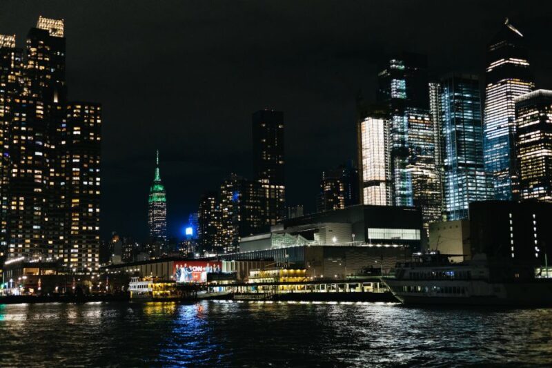 NYC: Circle Line 2h Harbor Lights Cruise Skip-The-Box-Office - The Experience in Detail