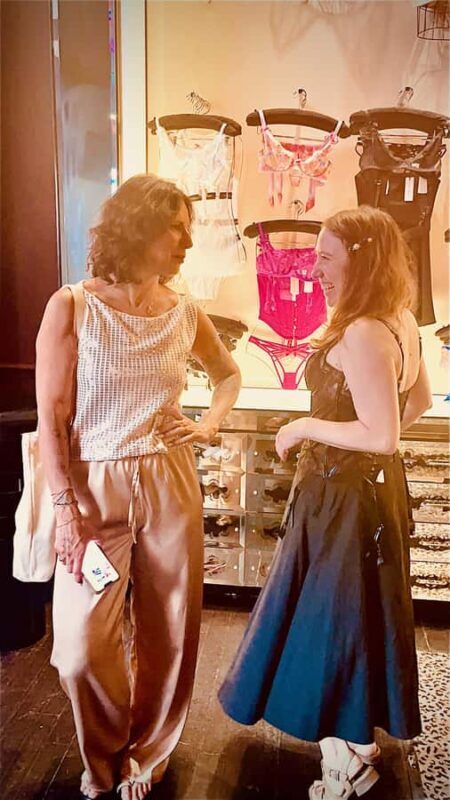 NYC: East Village Underground Fashion Tour - An In-Depth Look at the East Village Underground Fashion Tour