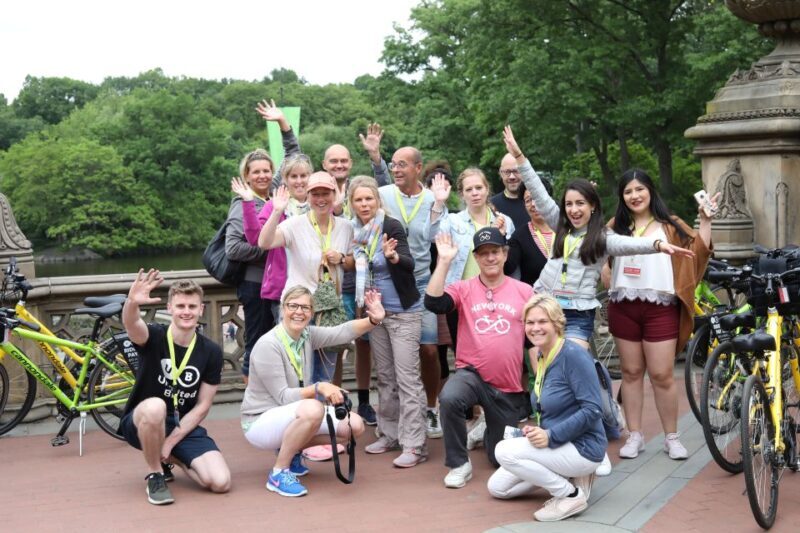 NYC: English or German Central Park Bike Tour & eBike Option - Key Points