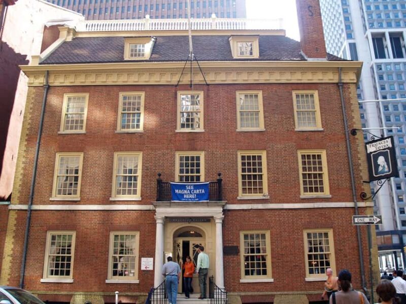 NYC: Financial District Guided Walking Tour English-Spanish - FAQ