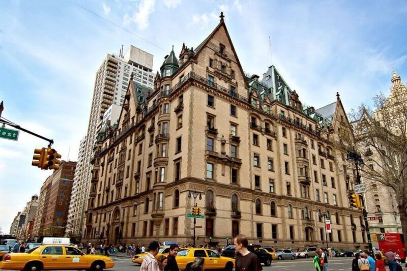 NYC: Guided Bus and Walking Tour with Staten Island Ferry - Who Should Consider This Tour?