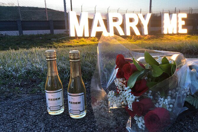 NYC Helicopter Proposal Tour with Photos and Champagne - Analyzing the Experience: What You Can Expect