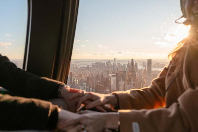 NYC: Helicopter Tour over New York with Proposal Package - Who is This Tour Best For?