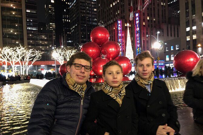 NYC: Holiday Walking Tour with optional Bryant Park Skating - FAQ