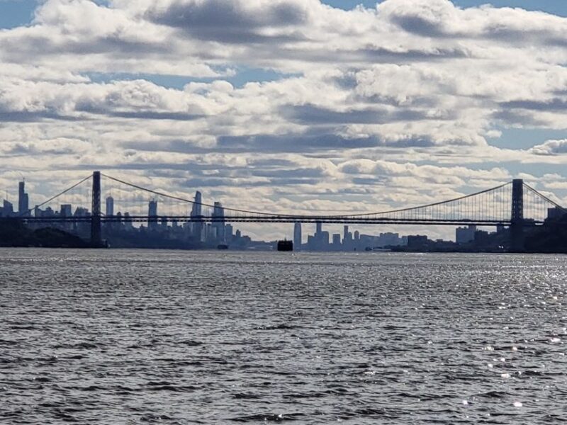 NYC: Hudson River Fall Foliage Sailing Trip - Why This Tour Stands Out