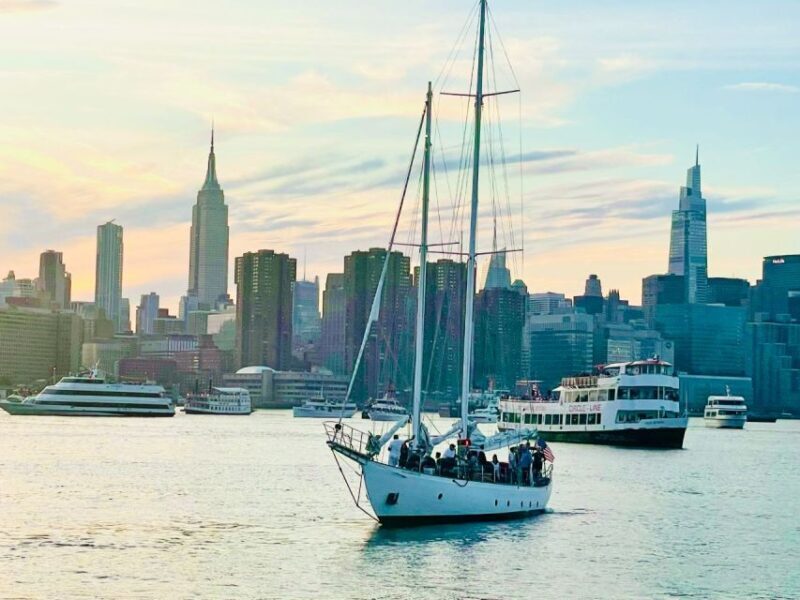 NYC: July 4th Fireworks Cruise with Gourmet Hors Doeuvres - FAQ