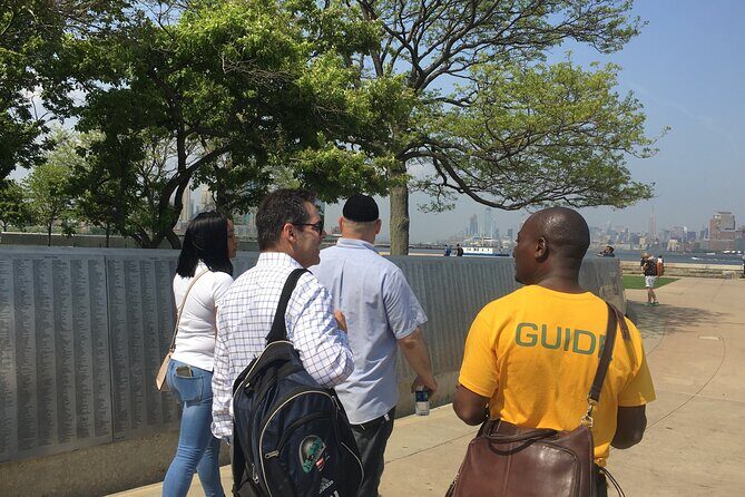NYC Mafia and Ghost Tour to Ellis Island and Statue of Liberty - FAQ