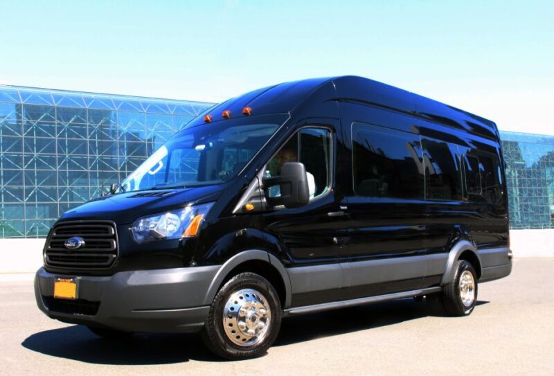 NYC: One-Way Shared Transfer to or from Newark Airport - The Breakdown of the Experience