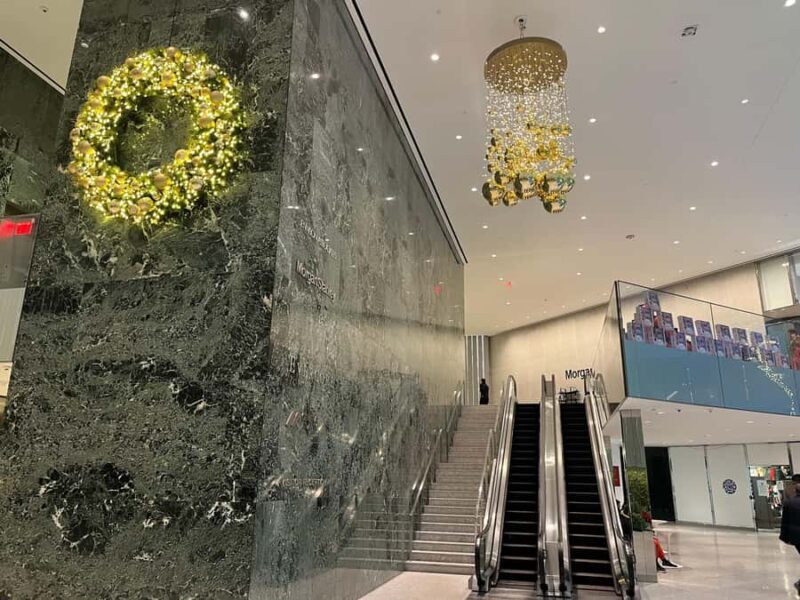 NYC: Pelé Landmarks Guided Walking Tour - Key Points