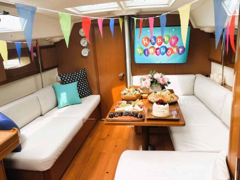 NYC: Private Champagne Sail to the Statue of Liberty - Setting Sail in Style: What to Expect on the Private Champagne Cruise