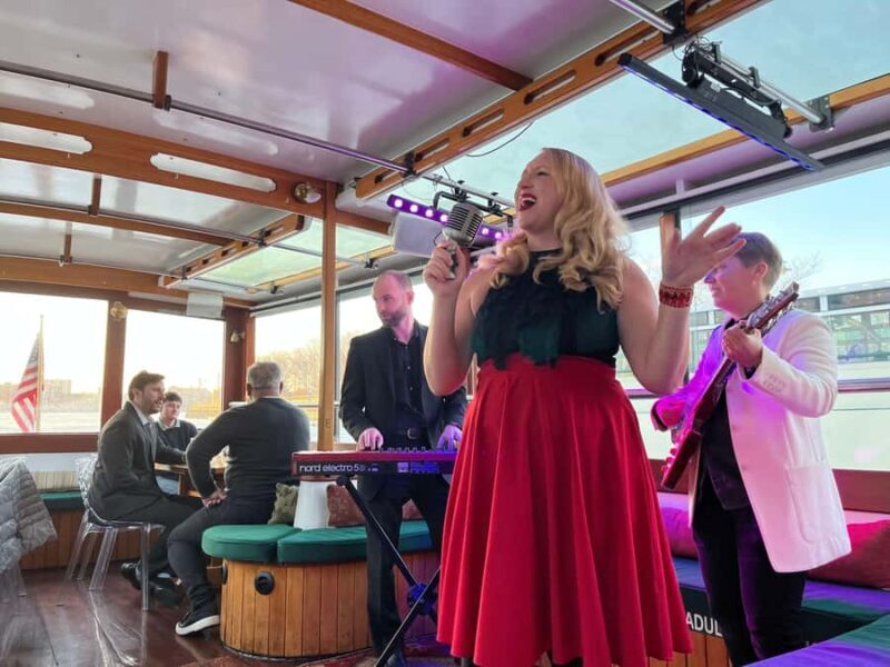 NYC: Romantic Serenade Jazz Cruise with Live Music - What to Expect on the Jazz Cruise