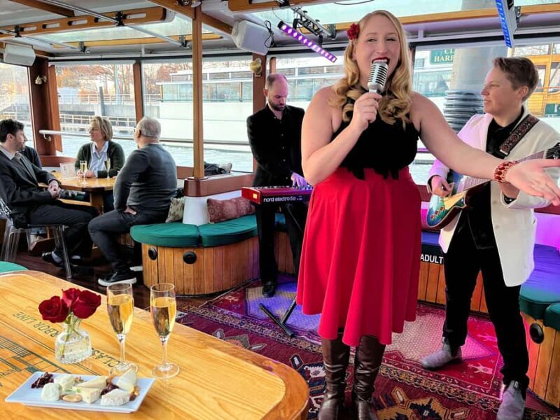 NYC: Romantic Serenade Jazz Cruise with Live Music - Accessibility & Practical Tips