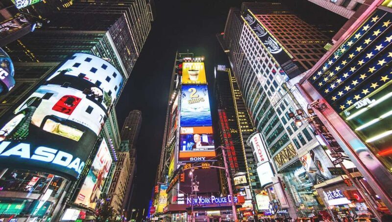 NYC: Skyline Night Tour on Double-Decker Bus - Who Should Consider This Tour?