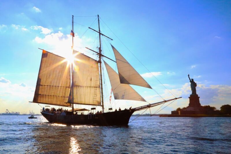 NYC: Statue of Liberty Day Sail with Onboard Bar - Who Will Love This Tour?