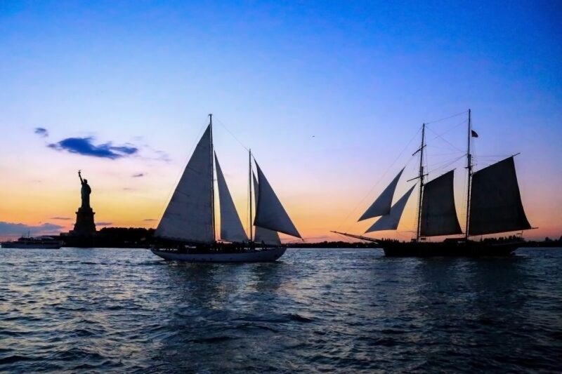 NYC: Statue of Liberty Day Sail with Onboard Bar - FAQs