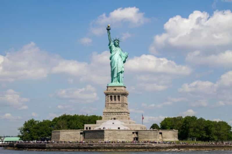 NYC: Statue of Liberty Express Skip-the-Box-Office Cruise - The Experience and Atmosphere