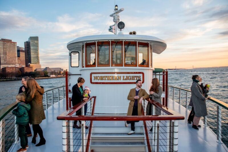NYC: Sunset Holiday Cocoa Cruise - Practical Tips for Your Cruise