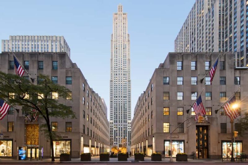 NYC: The Official Rock Center Tour - The Experience: Pros, Cons, and Observations
