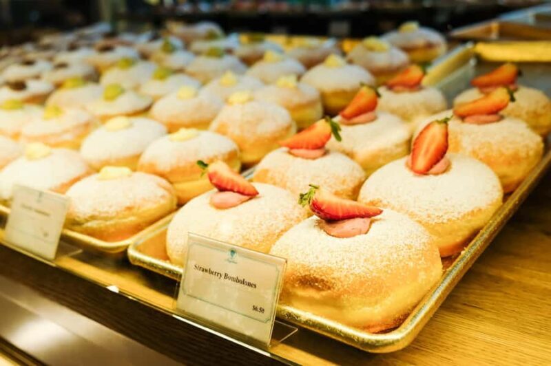 NYC: Times Square & Rockefeller Center Delicious Donut Tour - An Honest Look at the NYC Times Square & Rockefeller Center Delicious Donut Tour