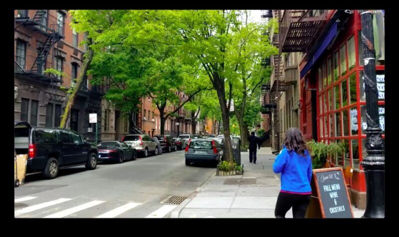 NYC: Virtual "Friends" Tour (On Location Tours) - Exploring the "Friends" Locations from Your Living Room