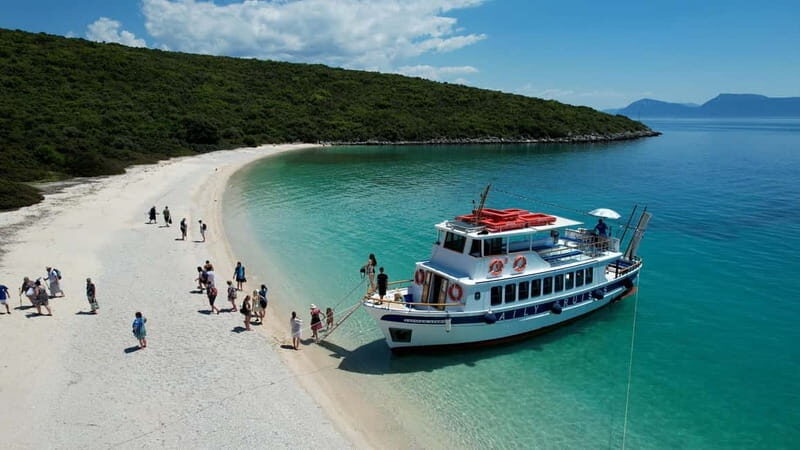 Nydri: Island Hopping Boat Cruise with Beach BBQ Lunch - Final Thoughts: Is This Tour Right for You?