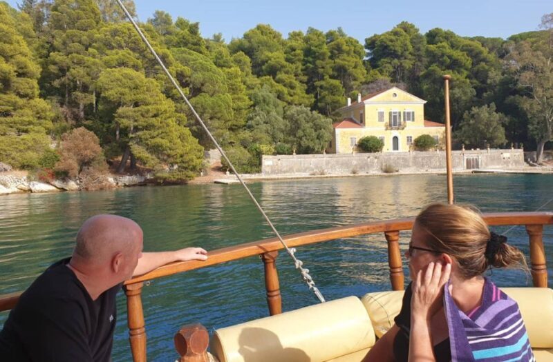 Nydri: Island-hopping Boat Cruise with Lunch and Drinks - Why This Cruise Offers Great Value