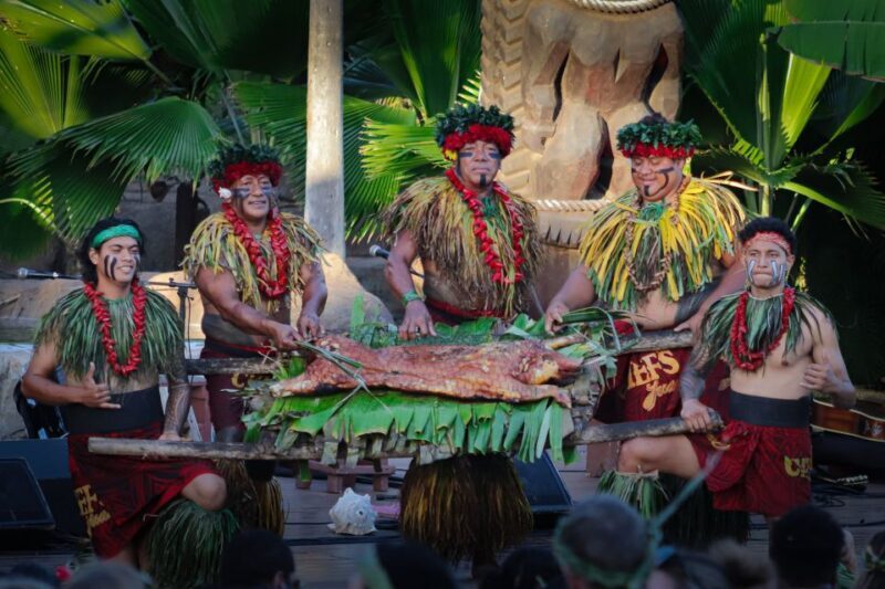 Oahu: Chief's Luau Dinner Show - Key Points