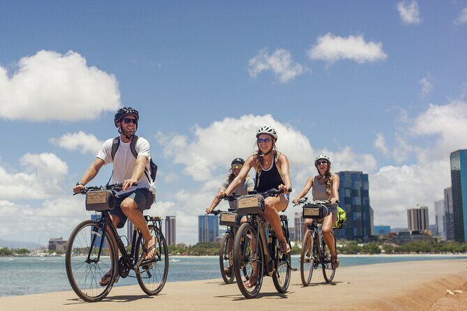 Oahu Explorer Pass: Save up to 50% - Includes Waikiki Cruise - Who Will Love This Pass?
