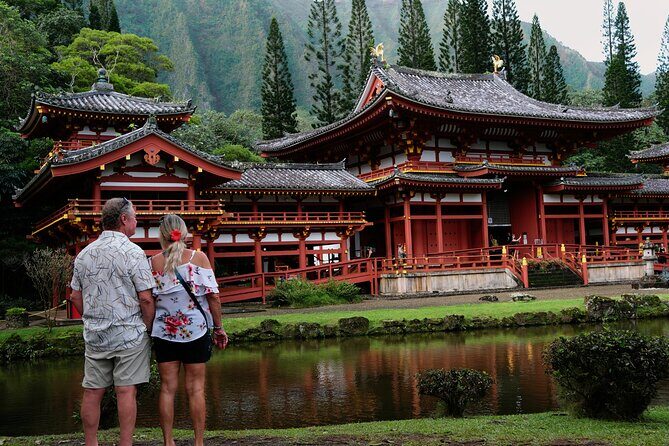 Oahu Family Adventure: Circle Island Tour + Byodo-in Temple - Exploring Oahu: A Deep Dive into the Circle Island Tour + Byodo-in Temple Experience