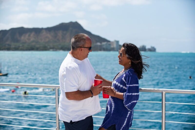 Oahu: Friday Night Fireworks Sail from Hilton Hawaiian Pier - A Closer Look at the Experience