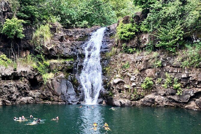 OAHU GRAND CIRCLE Waimea Waterfall, Turtle Beach, North Shore. - Key Points
