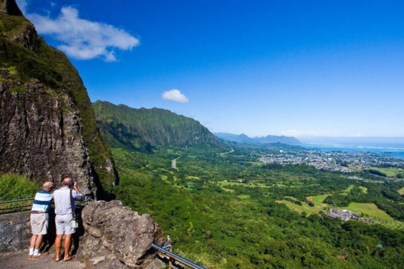Oahu: Guided Tour of North Shore and Waimea Botanical Garden - A Well-Rounded Day Away from Waikiki