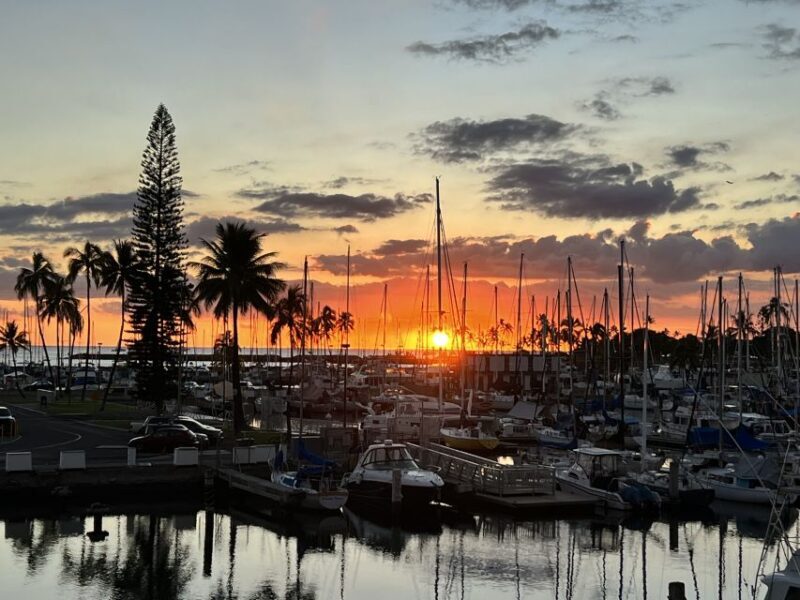 Oahu: Hilton Waikiki Beach Hotel Magical Mystery Show - FAQs