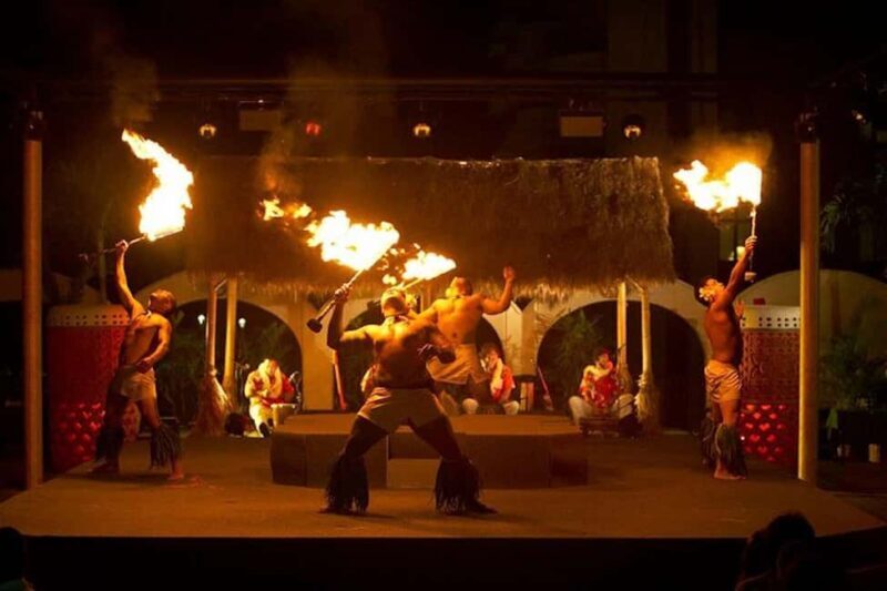 Oahu: Hilton Waikiki Starlight Luau - Who Should Consider This Luau?