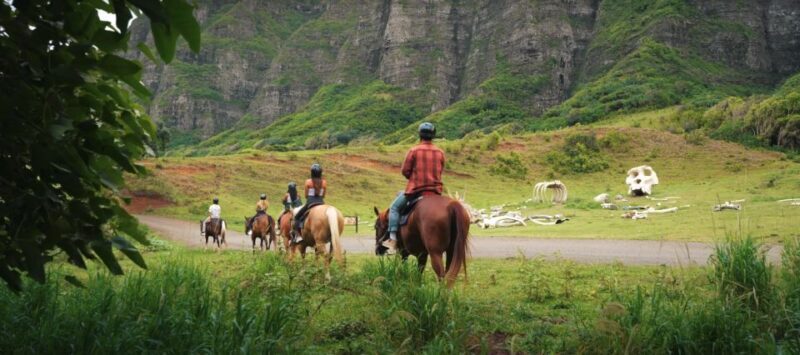 Oahu: Kualoa Hills and Valleys Horseback Riding Tour - Practical Details and Tips