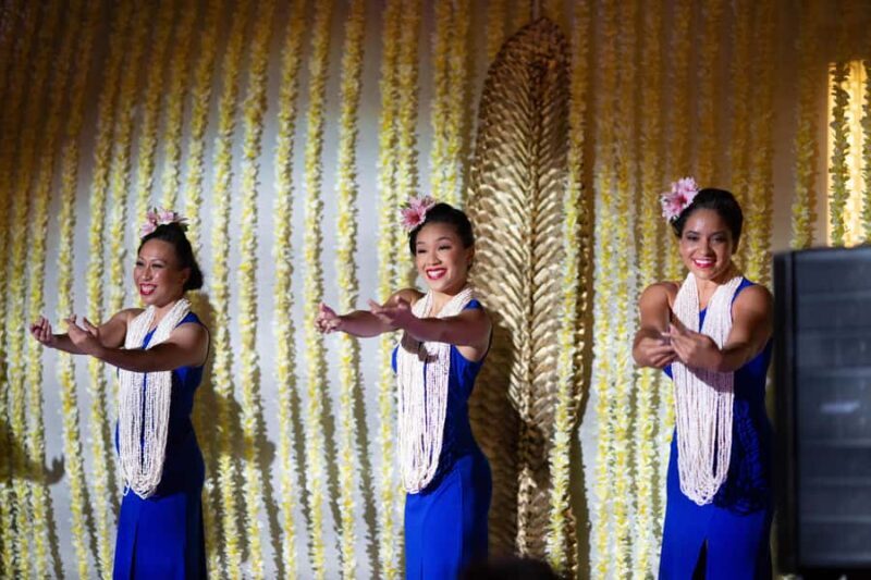 Oahu: Na Lei Aloha: a Boutique Waikiki Luau - An Overview of the Experience