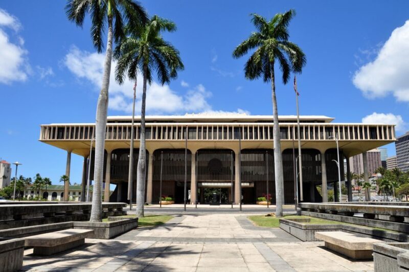 Oahu: Pearl Harbor, USS Arizona, Might Mo, & Honolulu Tour - FAQ
