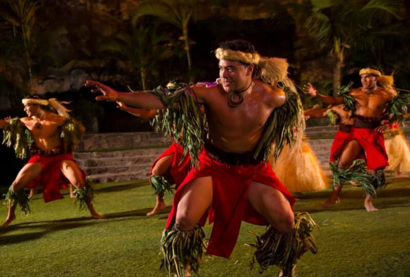 Oahu: Polynesian Cultural Center Entry & Show with Buffet - Key Points