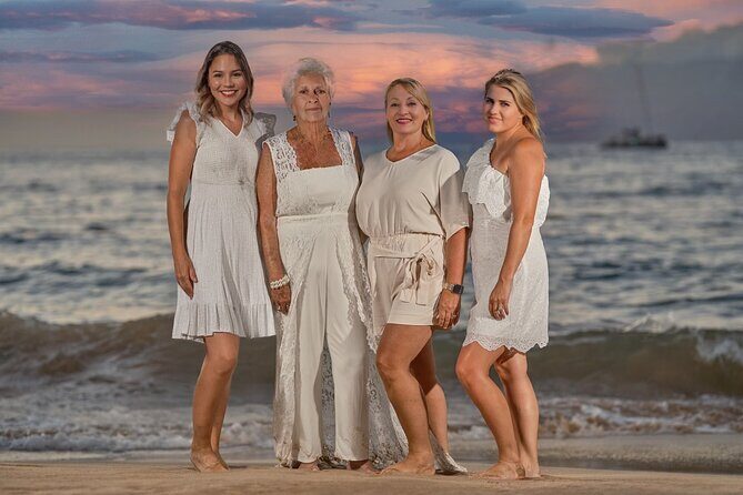 Oahu Professional Photographer Couples and Families - What to Expect from the Experience