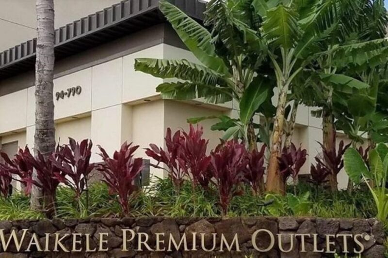 Oahu: Waikele Premium Outlets Roundtrip Bus From Waikiki - An Inside Look at the Experience